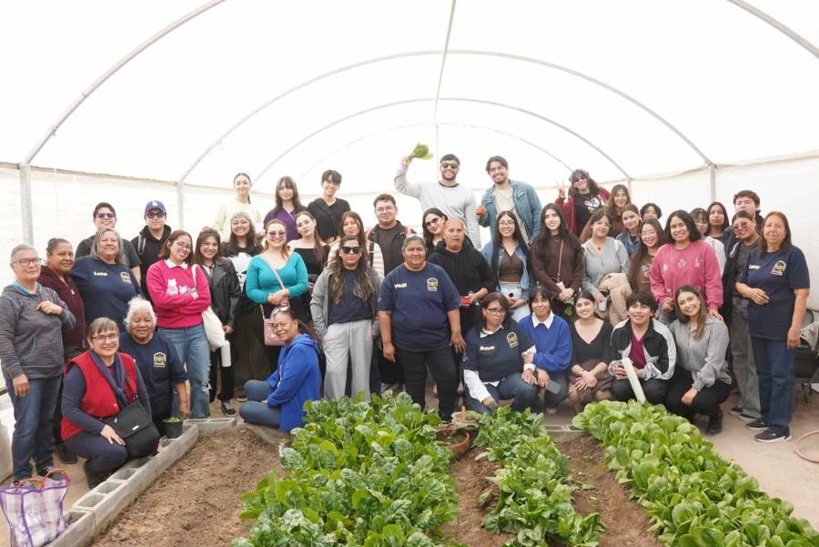 Aprender desde la comunidad: estudiantes de la UACJ visitan El Invernadero